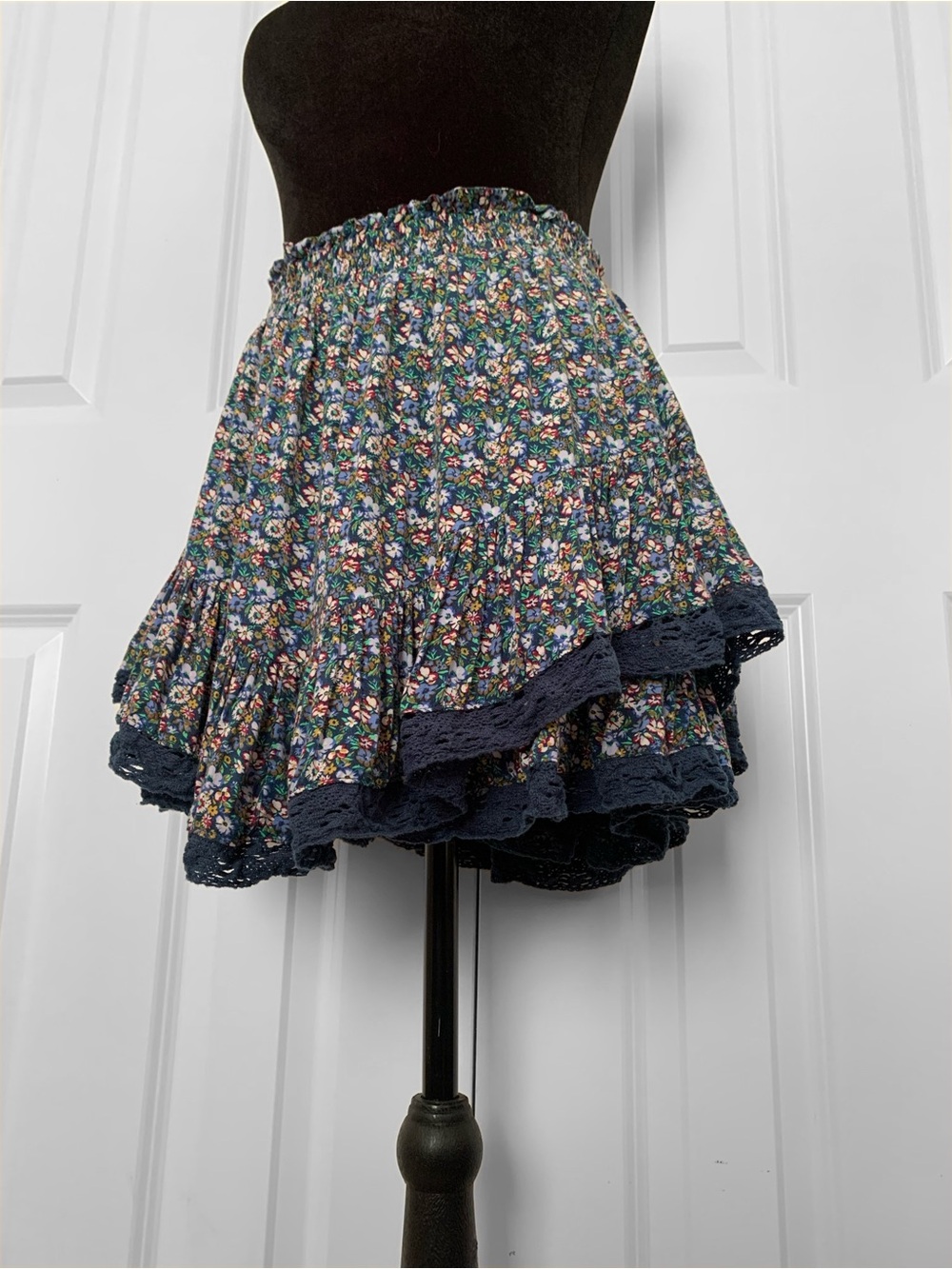 Aeropostale Navy Floral Ruffle Mini Skirt